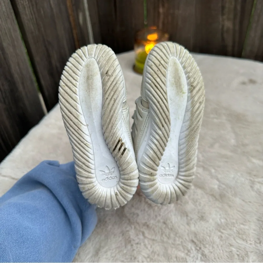 adidas sneakers Kids Size 8.5